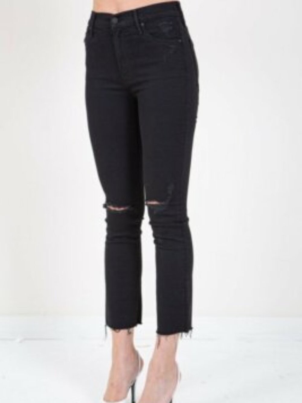 Mother Rascal Ankle Fray Jeans in Guilty as Sin - Size 25